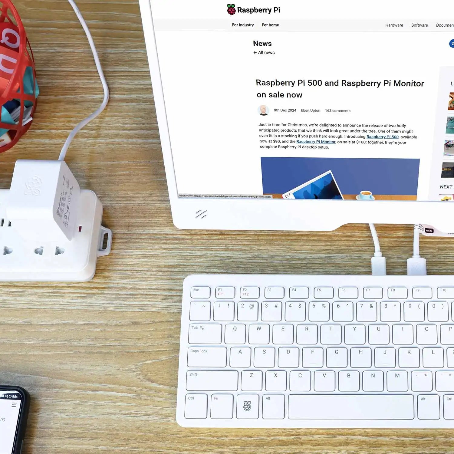 New Raspberry Pi 500 Official Keyboard Powerful Computer Kit Mainboard All in One Programming Built Into Quad-core Arm Processor